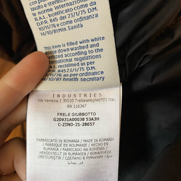 Frele Moncler cropped puffer - Picture 8 of 8